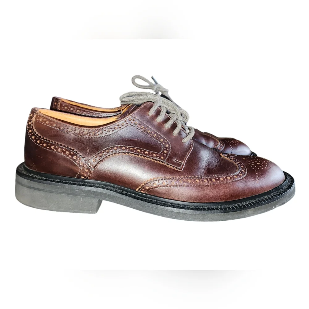 American Eagle Outfitters Dark Brown Leather Wingtip Oxford Men's Size 10